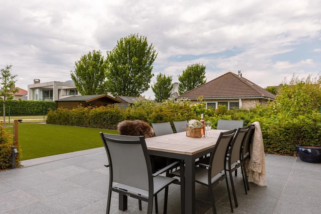 Apartment Fantastic Family Villa With Beautiful Garden Ostend